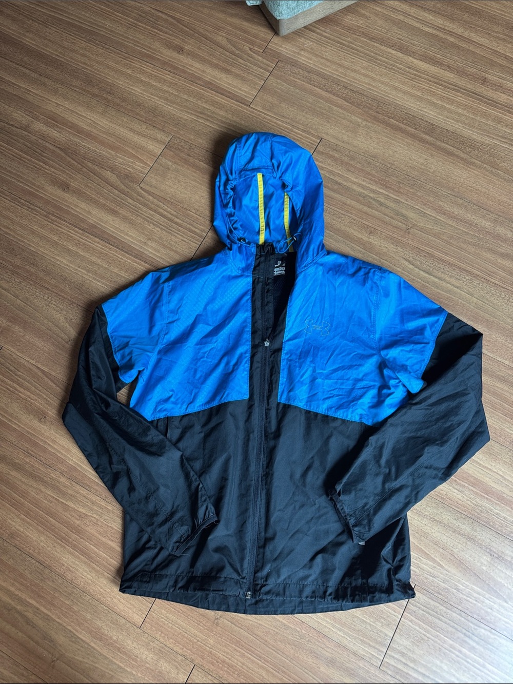 Under armour windbreaker